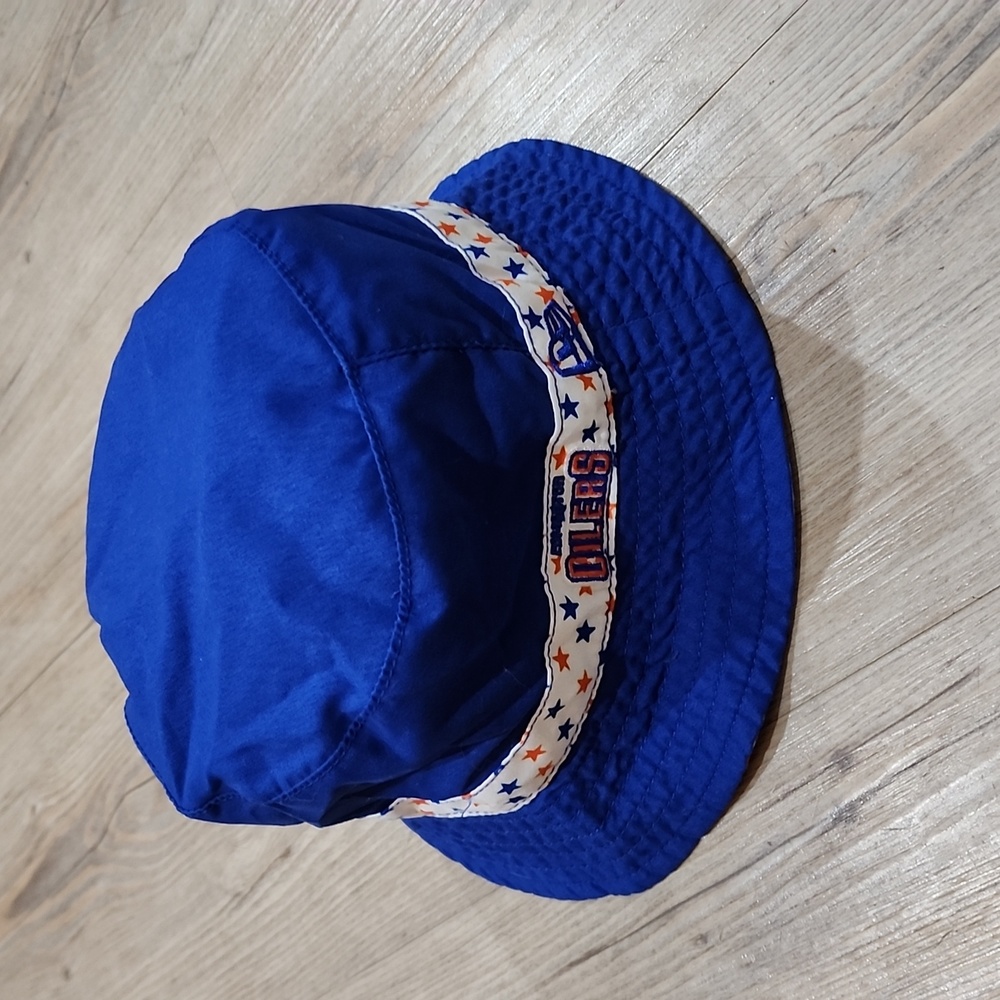 Oilers New Era Reversible Bucket Hat. Toddler.